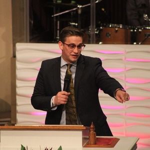 Meet your Posher, Timothy